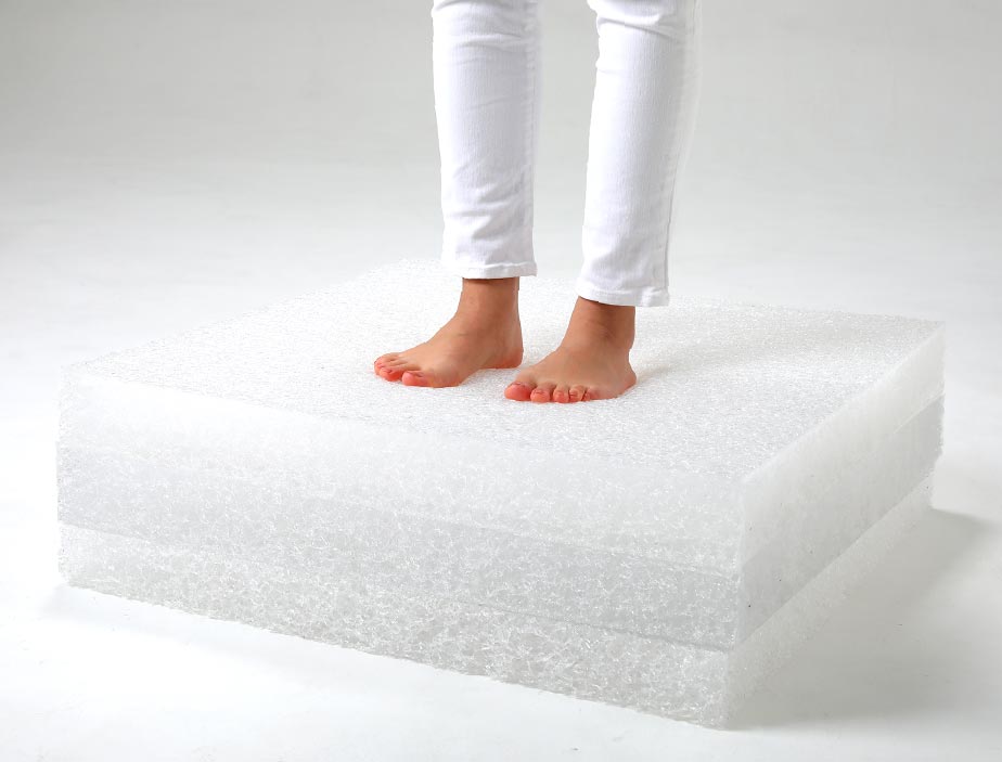 しっかりした厚みの極厚設計